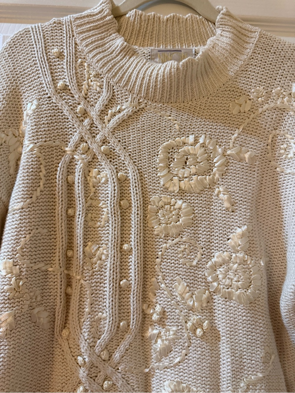 Vintage Ninon de leclos Embroidered Cable Crewneck Sweater - Women - Picture 2 of 11